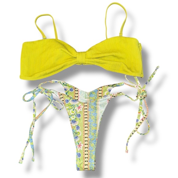 Abercrombie & Fitch Green Bikini Top Women’s XL swimsuit - Picture 1 of 4